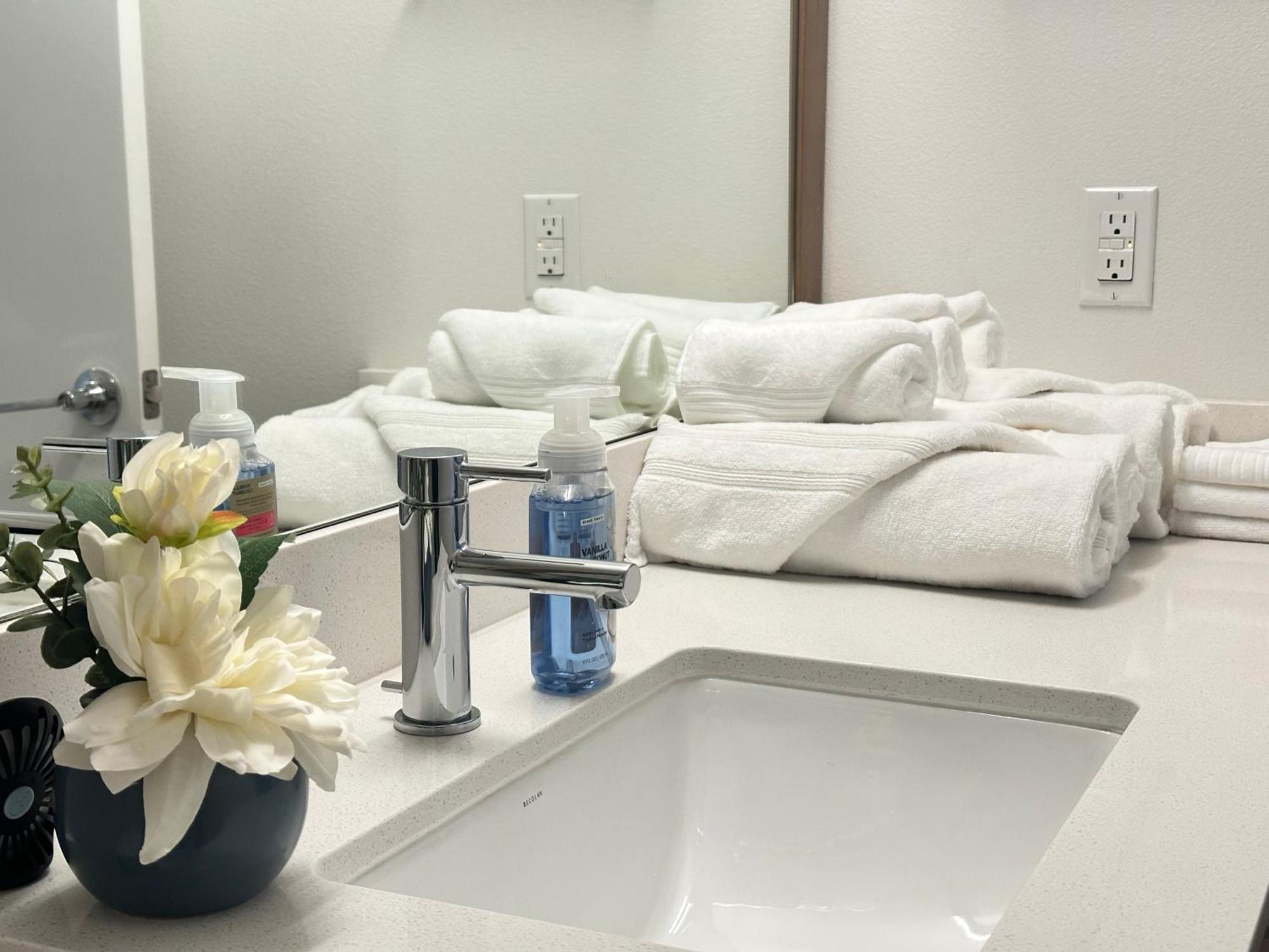 Top Luxury Lifestyle- Downtown Tacoma Near Everything Convention Center And More 外观 照片